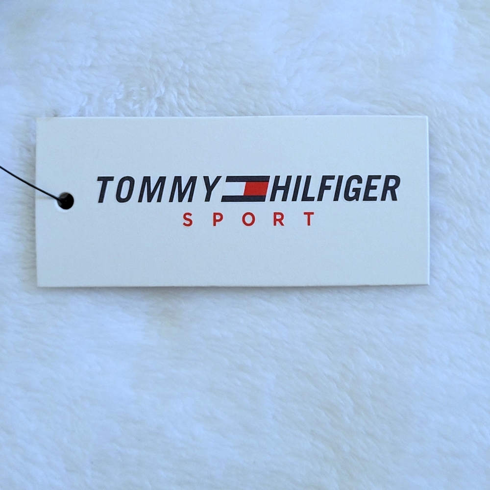 ✨️HP✨️ Tommy Hilfiger Sport🤾‍♀️ Leopard🐆 Print Top - NWT - Picture 4 of 15